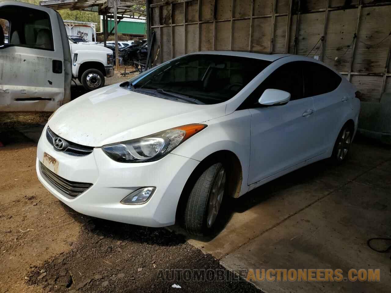 5NPDH4AE3DH296801 HYUNDAI ELANTRA 2013