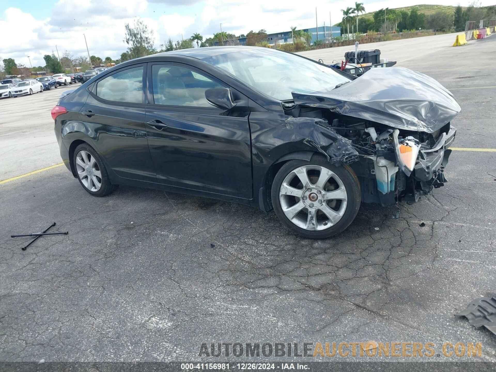 5NPDH4AE3DH317775 HYUNDAI ELANTRA 2013