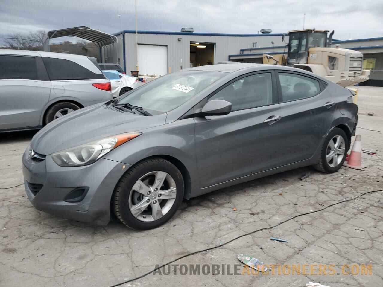 5NPDH4AE3DH368600 HYUNDAI ELANTRA 2013