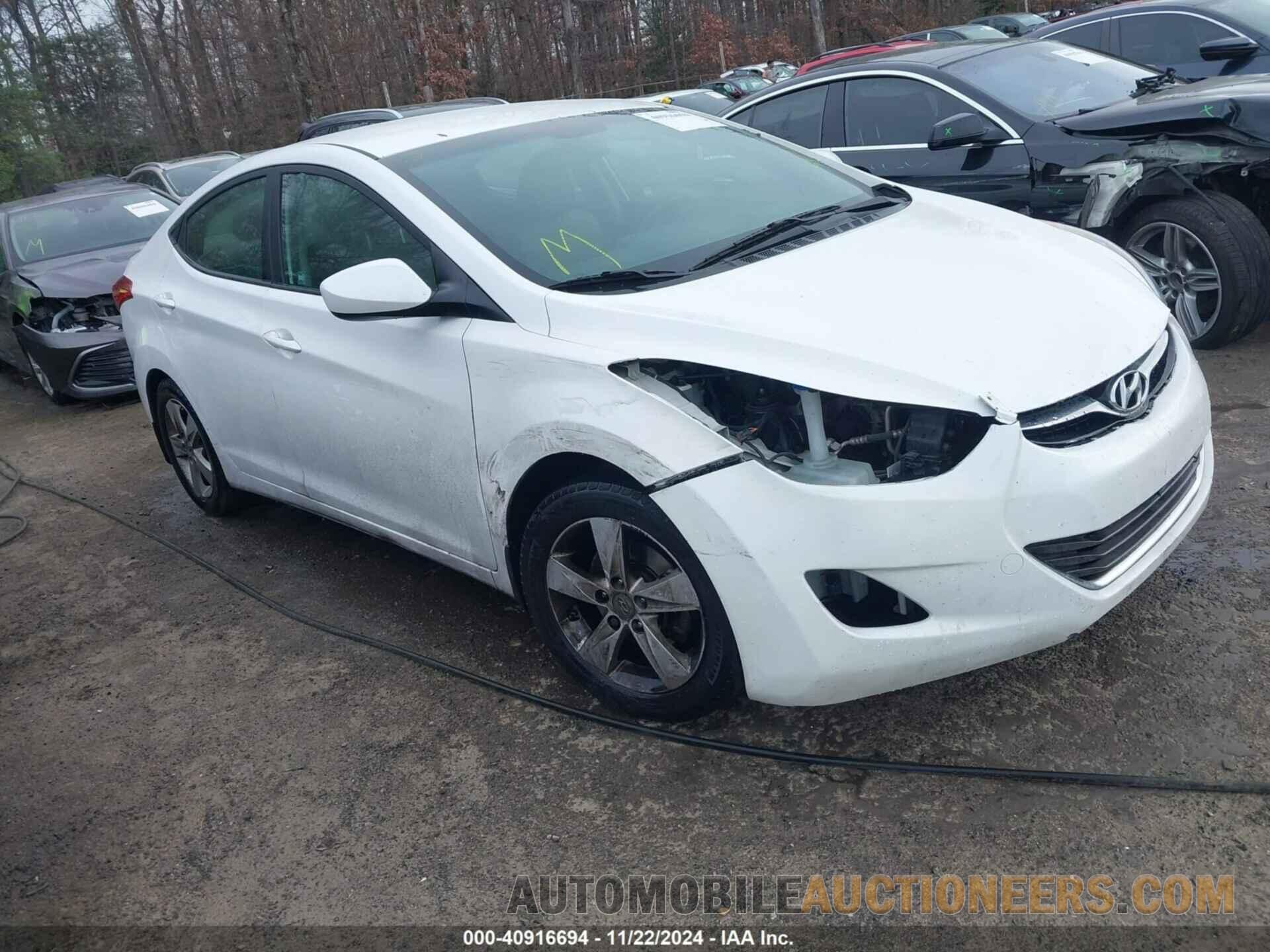 5NPDH4AE3DH389527 HYUNDAI ELANTRA 2013