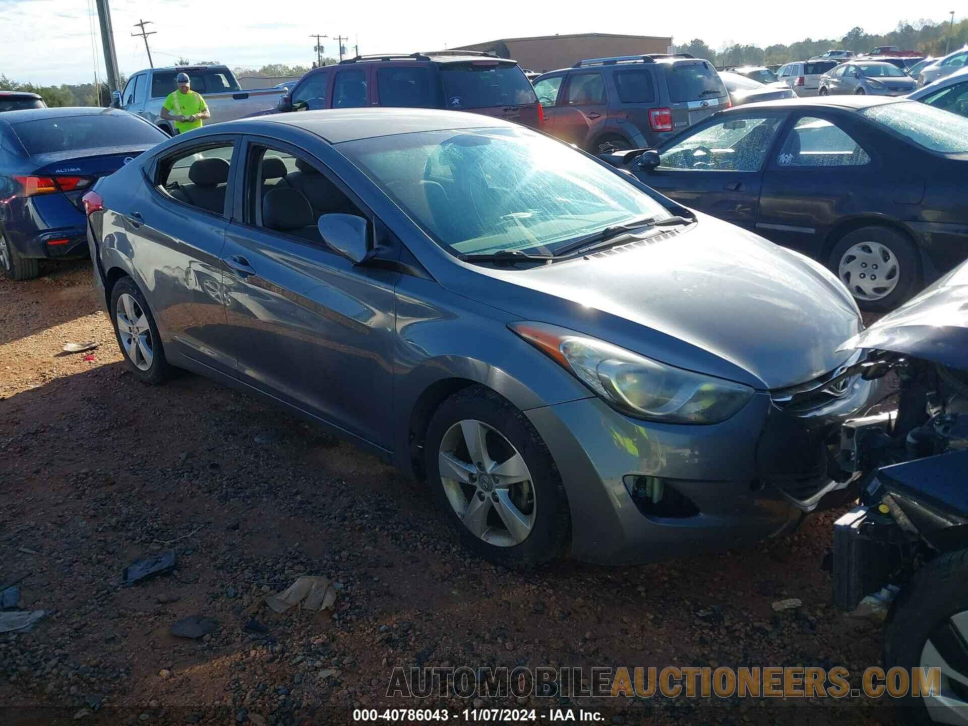 5NPDH4AE3DH393691 HYUNDAI ELANTRA 2013