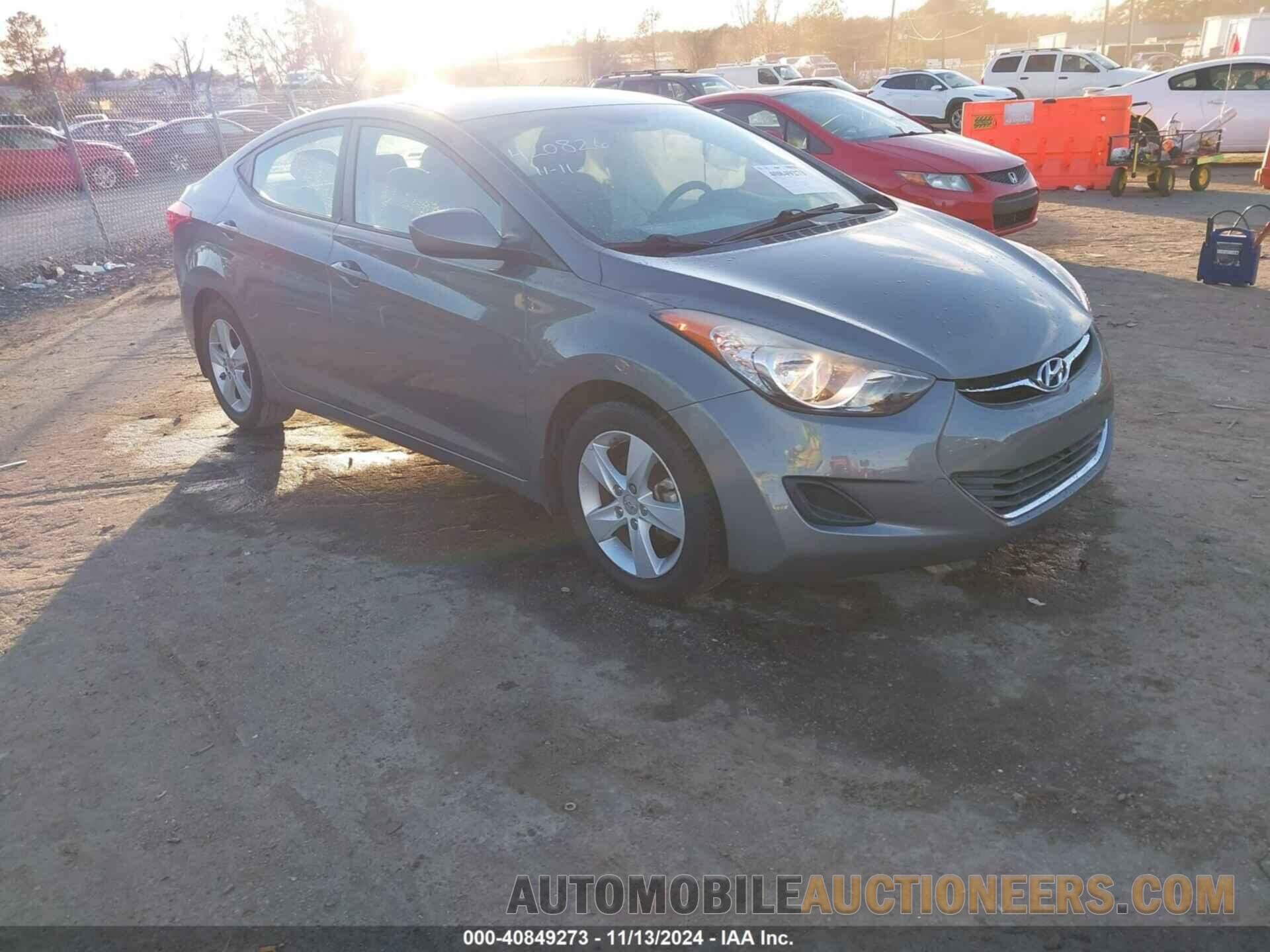 5NPDH4AE3DH412904 HYUNDAI ELANTRA 2013