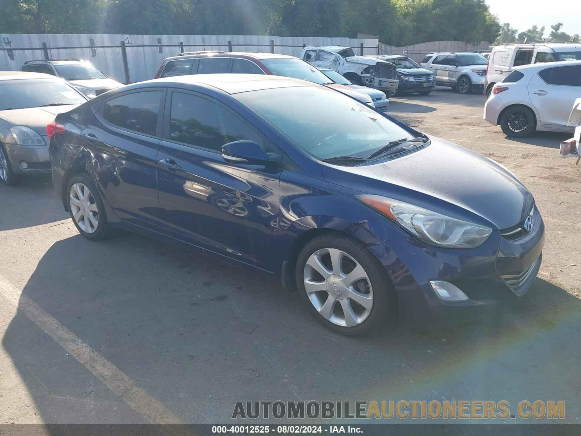 5NPDH4AE3DH433218 HYUNDAI ELANTRA 2013