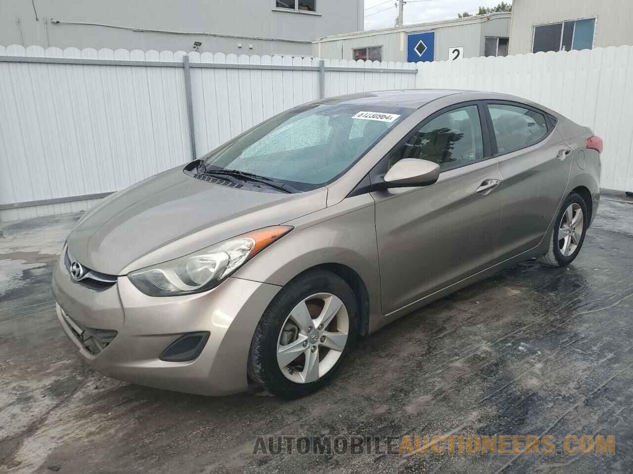 5NPDH4AE3DH438841 HYUNDAI ELANTRA 2013