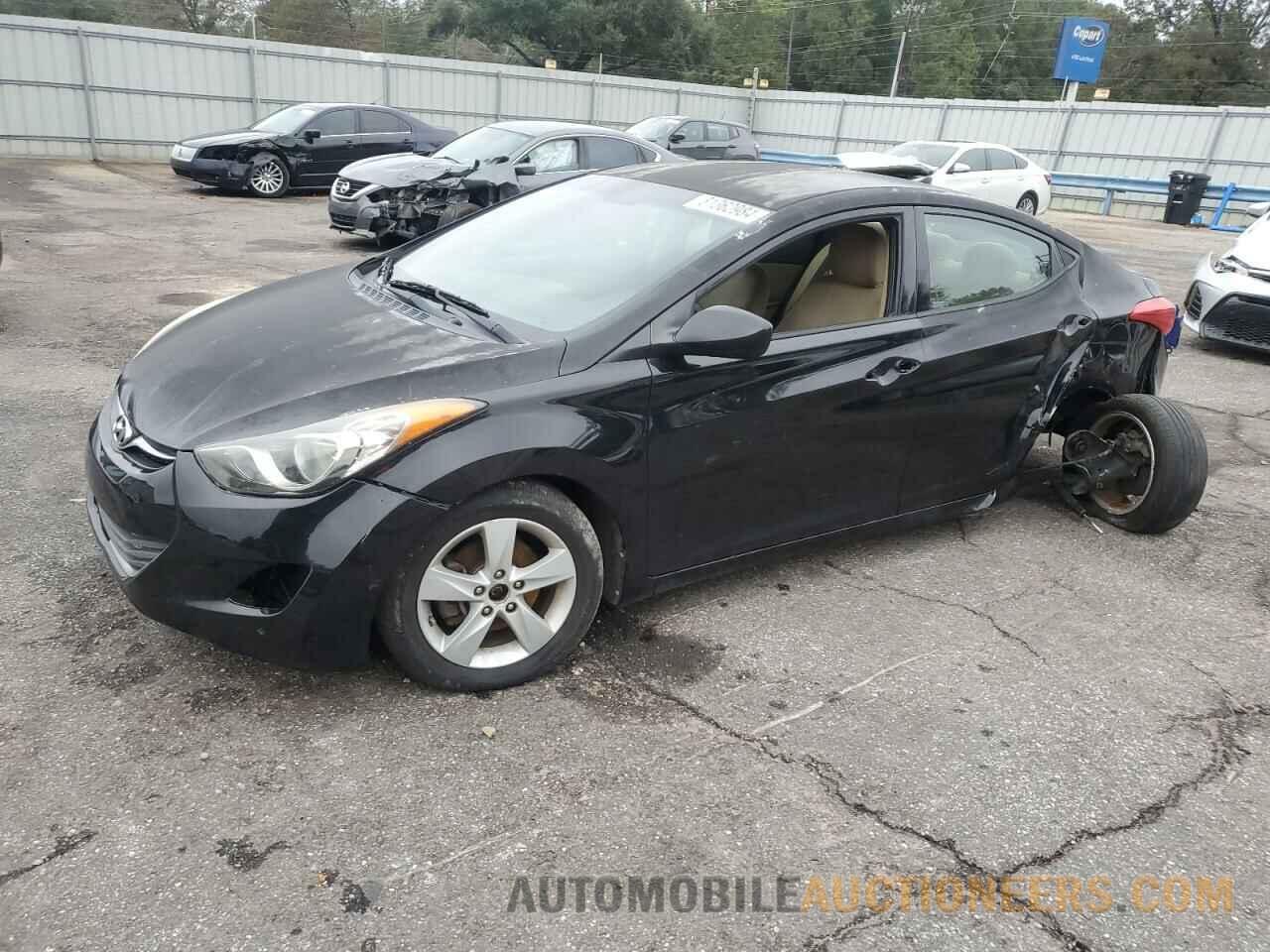 5NPDH4AE3DH449290 HYUNDAI ELANTRA 2013