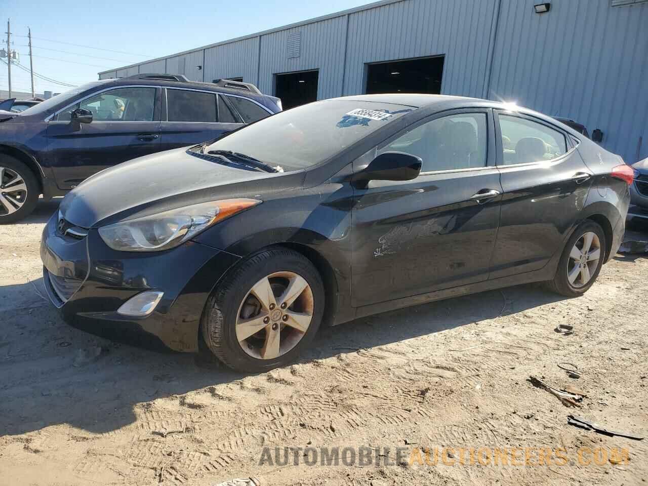 5NPDH4AE3DH450617 HYUNDAI ELANTRA 2013