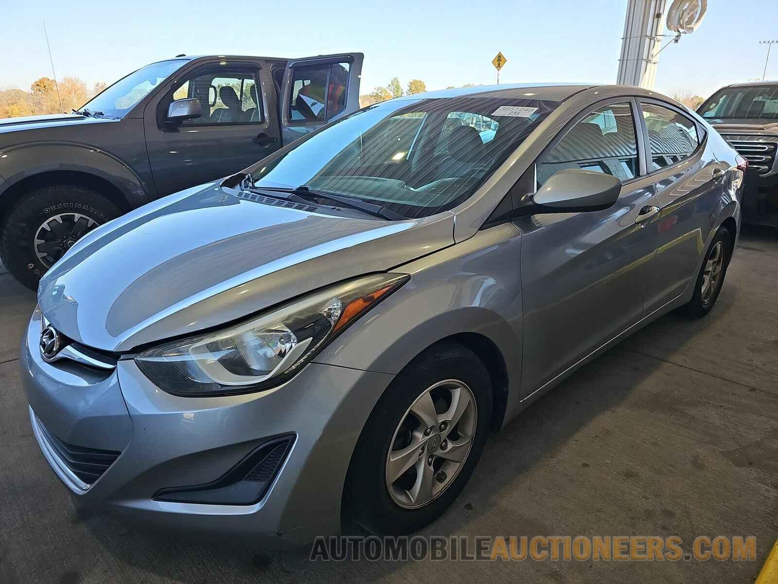 5NPDH4AE3FH635334 Hyundai Elantra SE 2015