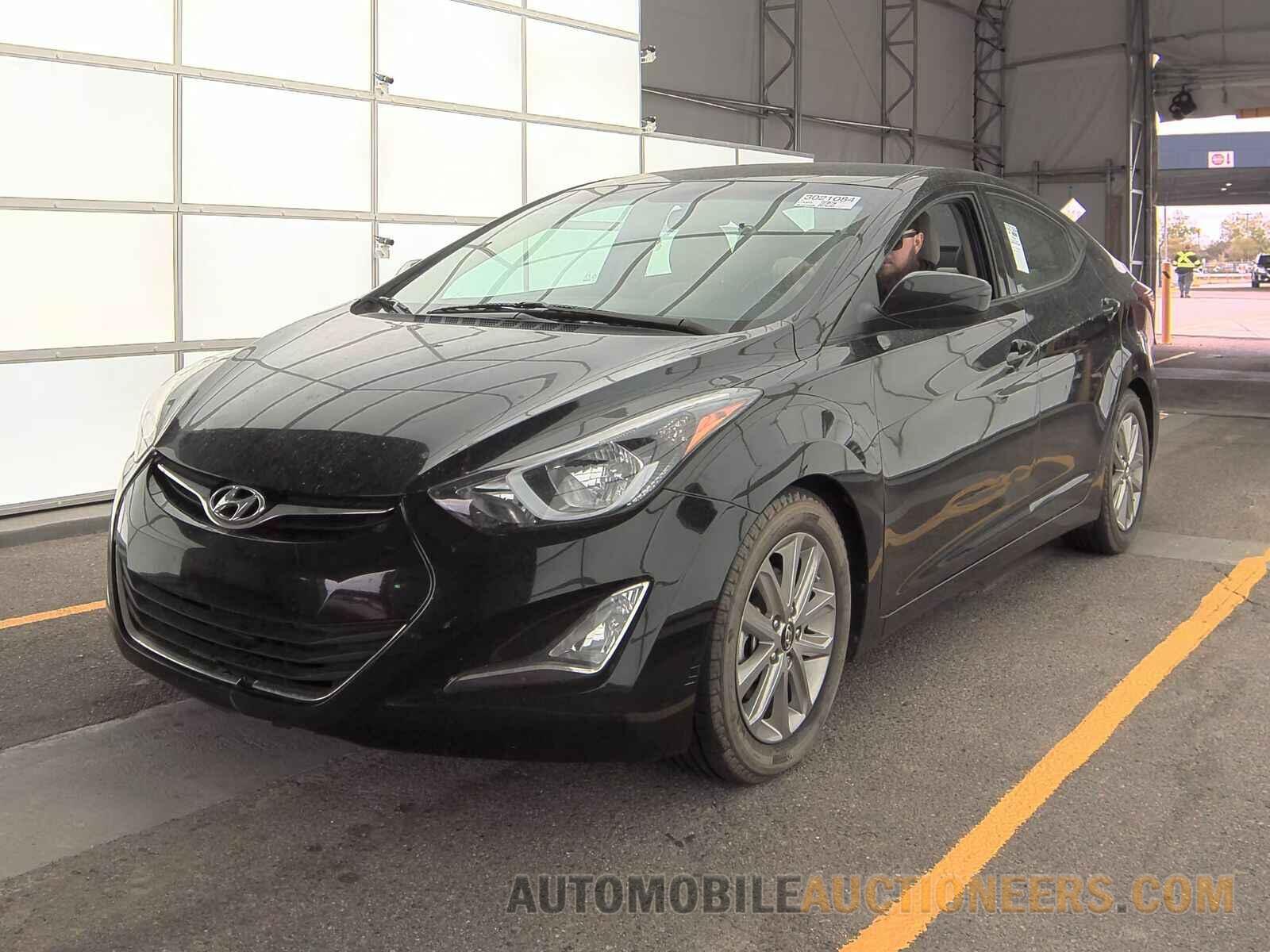 5NPDH4AE3FH640081 Hyundai Elantra SE 2015