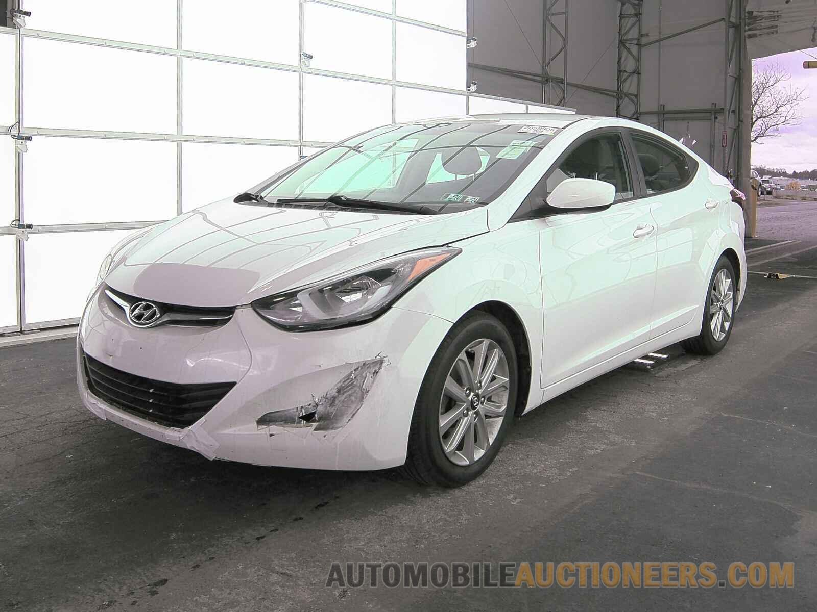 5NPDH4AE3GH653964 Hyundai Elantra SE 2016