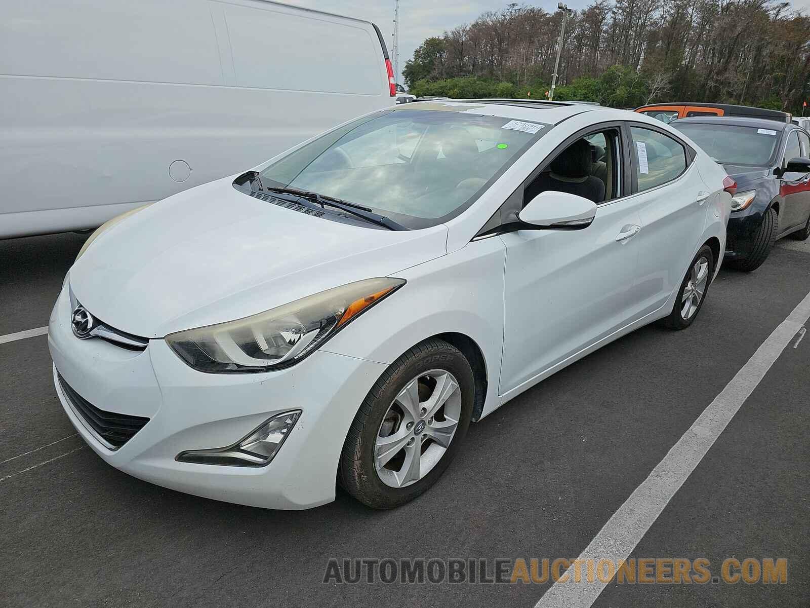 5NPDH4AE3GH676516 Hyundai Elantra 2016