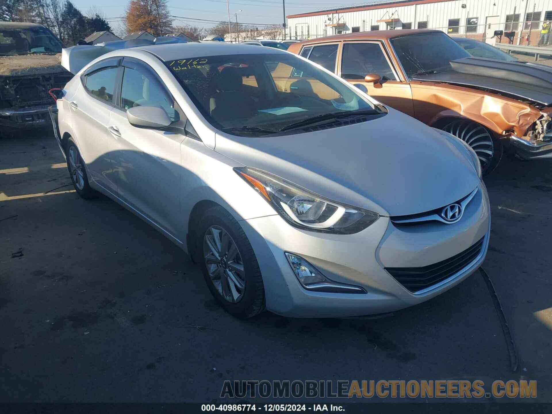 5NPDH4AE3GH721745 HYUNDAI ELANTRA 2016