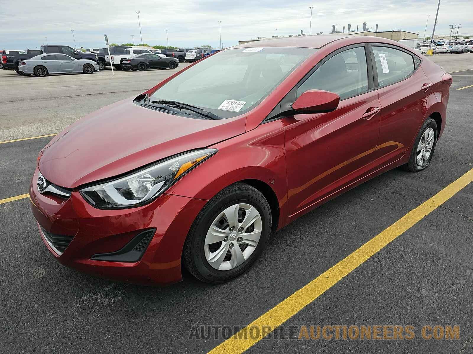 5NPDH4AE3GH750209 Hyundai Elantra SE 2016