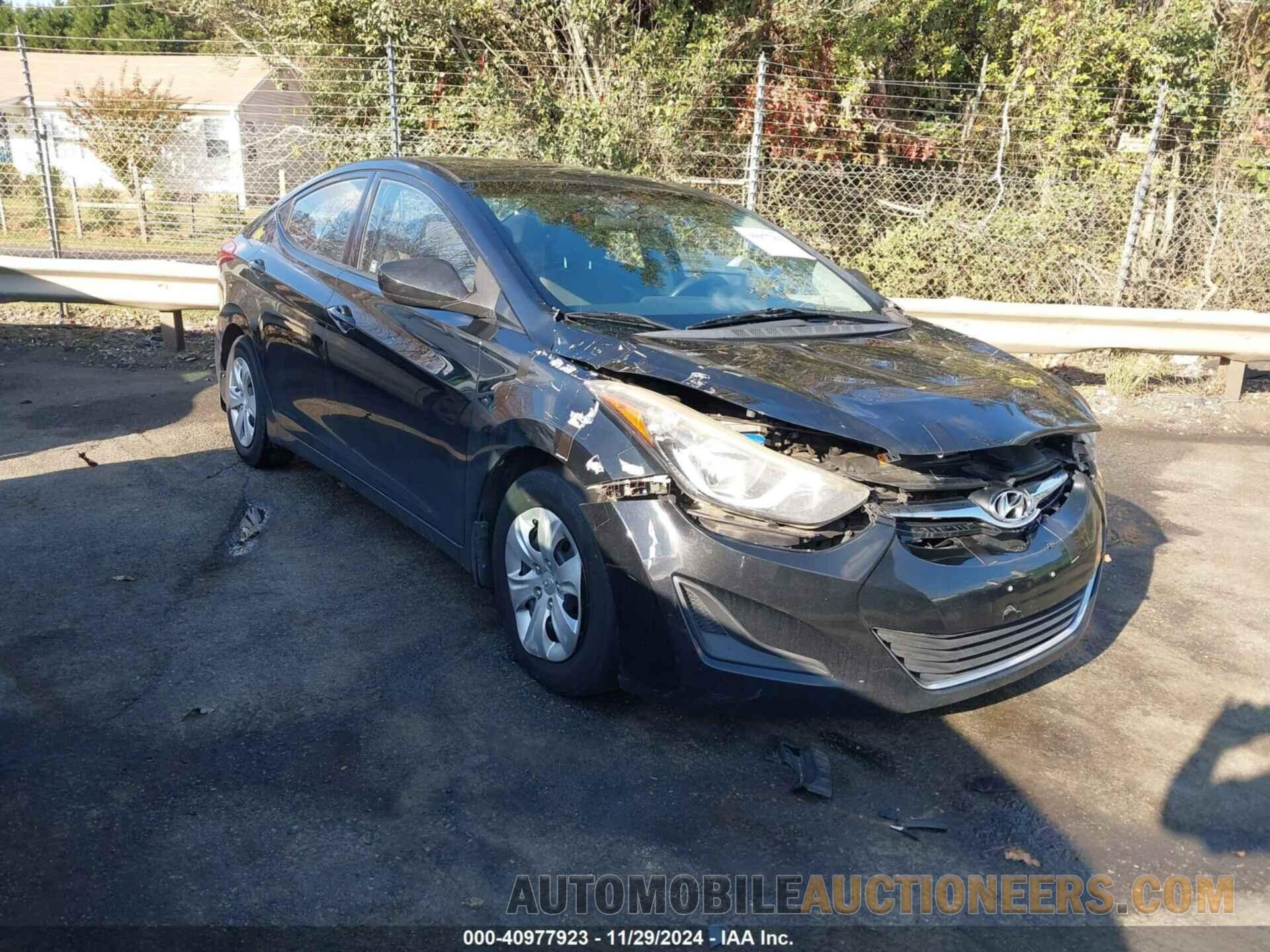 5NPDH4AE3GH771805 HYUNDAI ELANTRA 2016