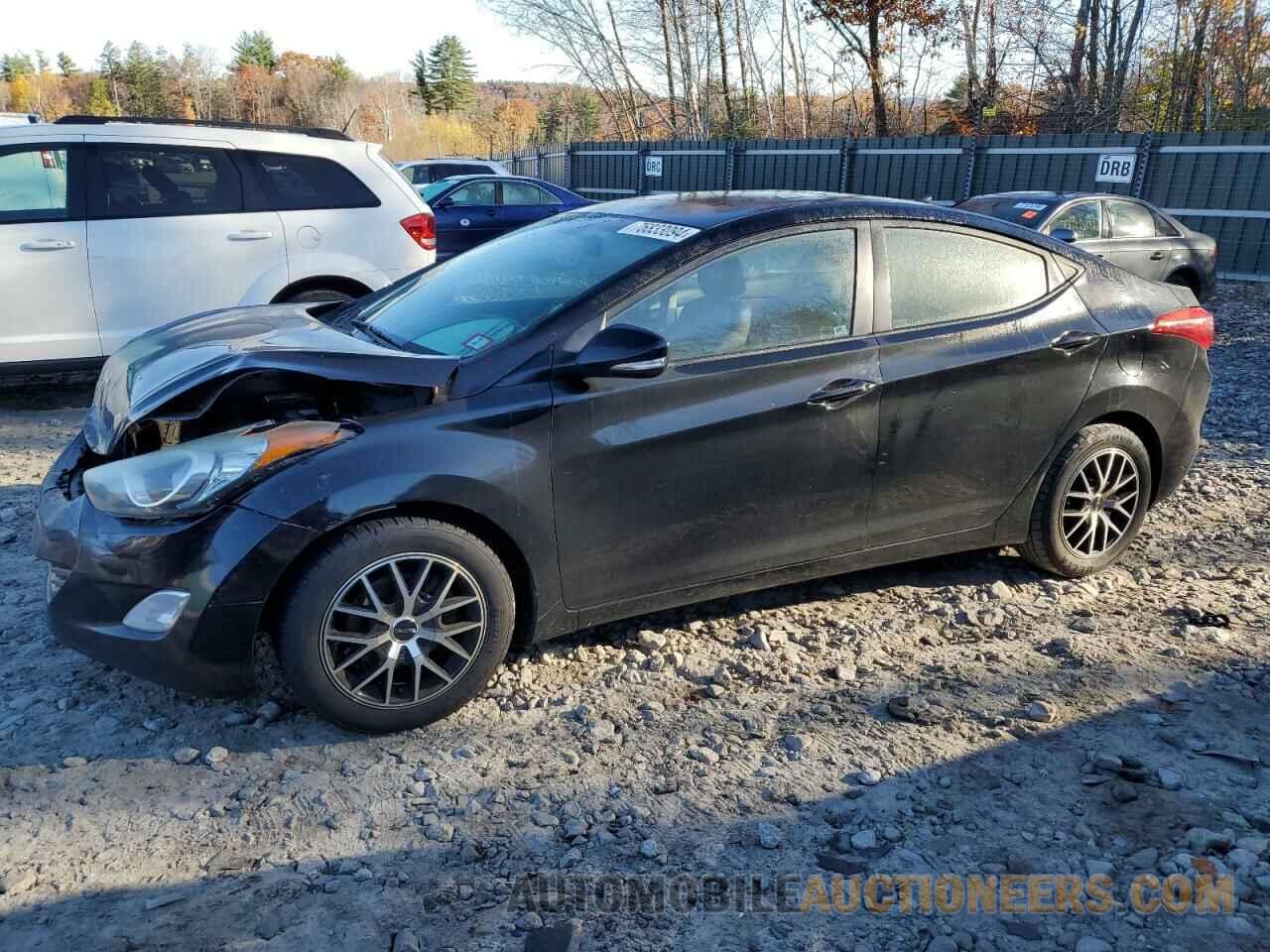 5NPDH4AE4BH000679 HYUNDAI ELANTRA 2011