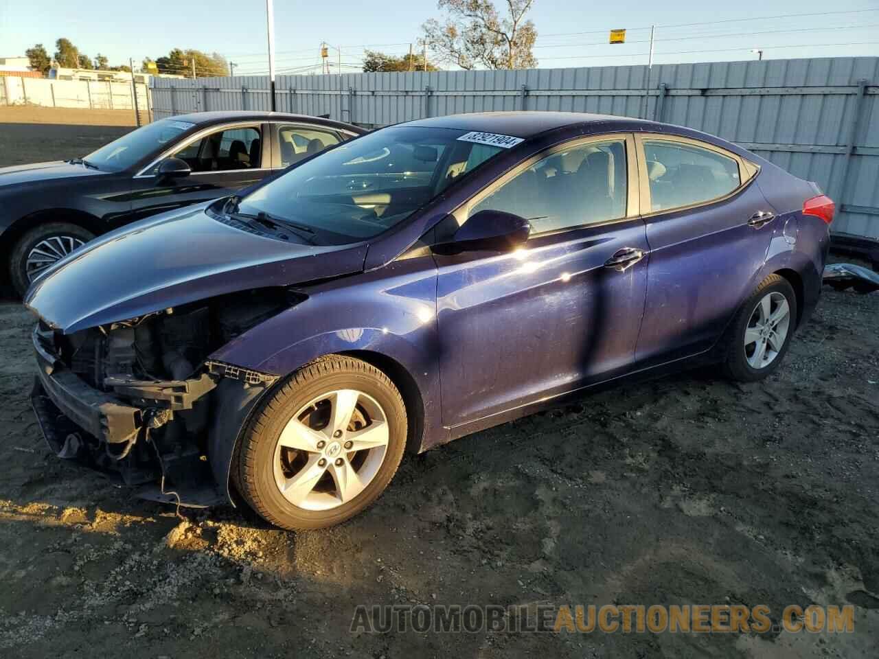 5NPDH4AE4CH124548 HYUNDAI ELANTRA 2012