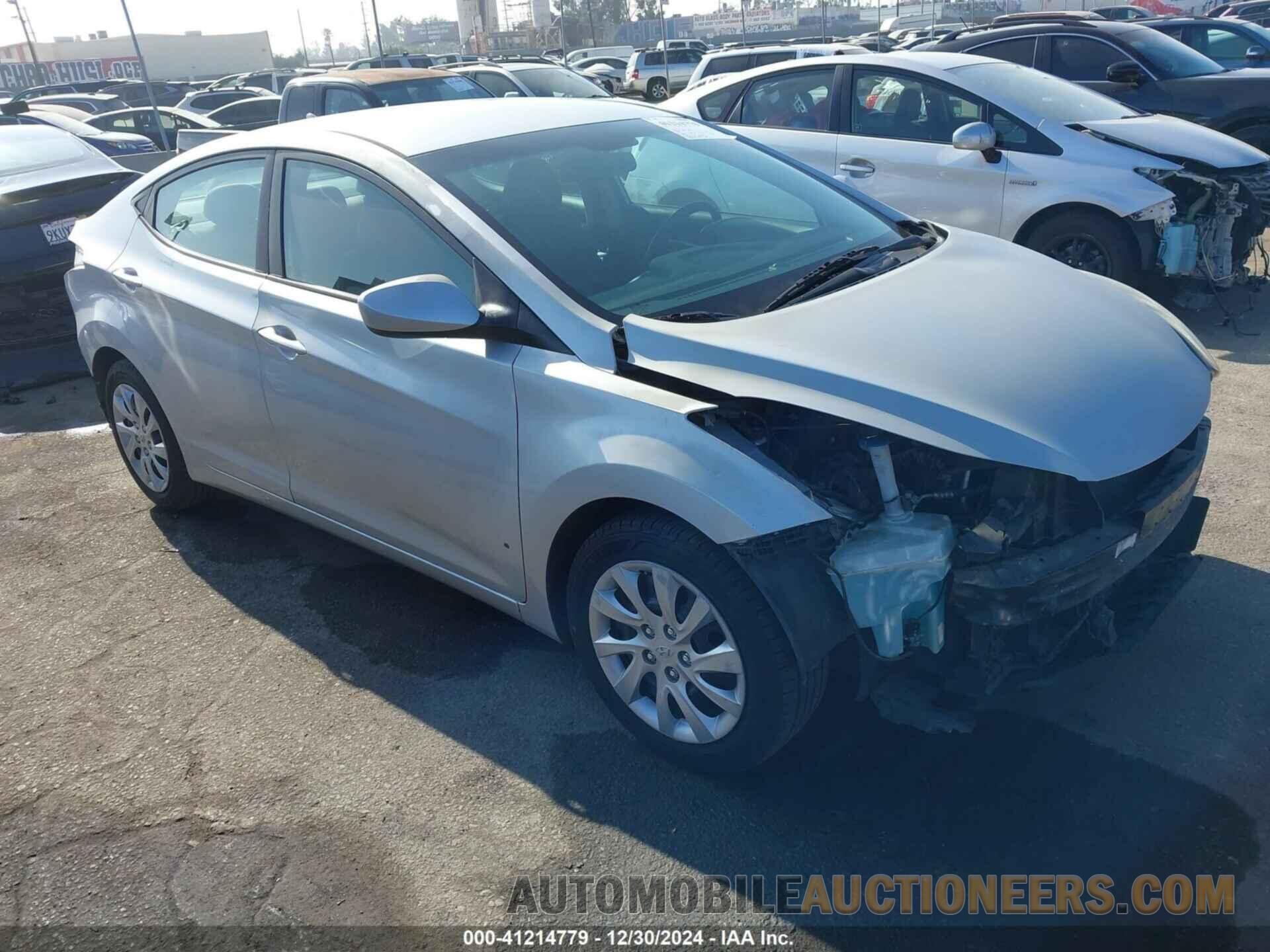 5NPDH4AE4CH130642 HYUNDAI ELANTRA 2012