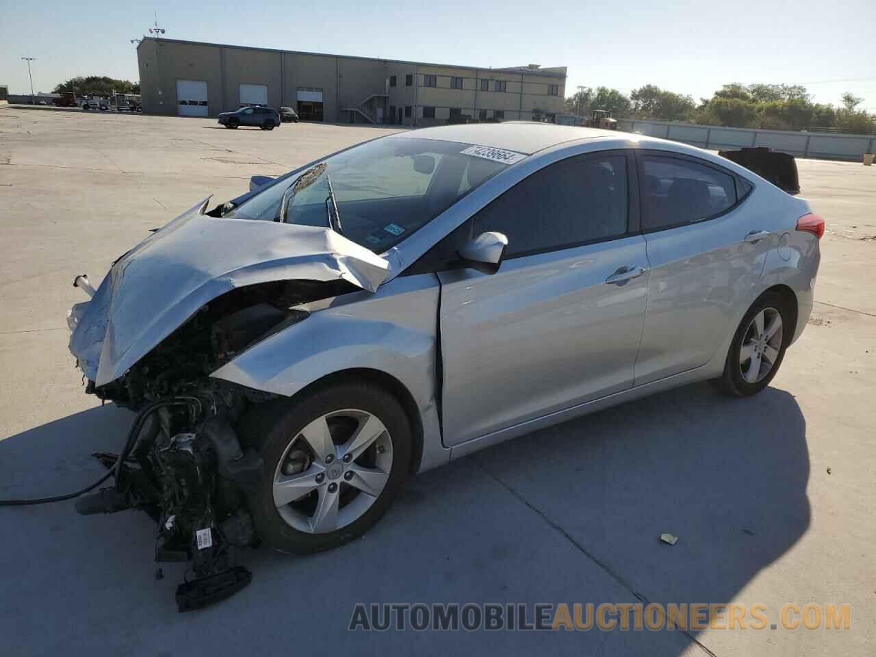 5NPDH4AE4DH175968 HYUNDAI ELANTRA 2013