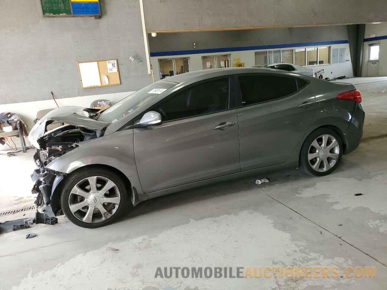 5NPDH4AE4DH195184 HYUNDAI ELANTRA 2013