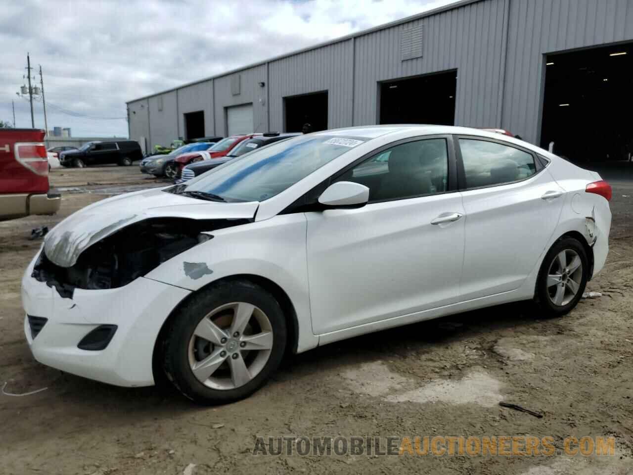 5NPDH4AE4DH246022 HYUNDAI ELANTRA 2013