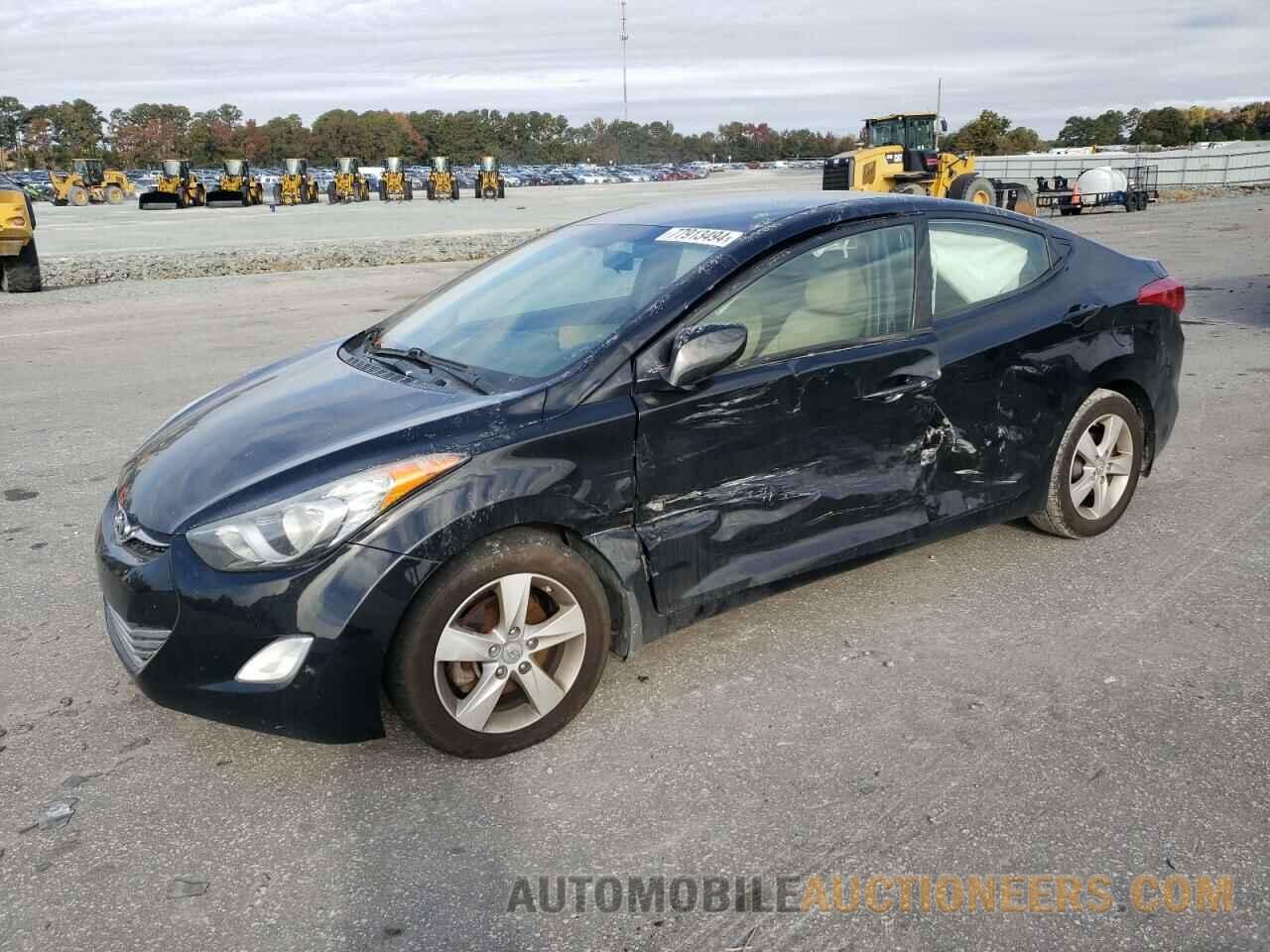 5NPDH4AE4DH246134 HYUNDAI ELANTRA 2013