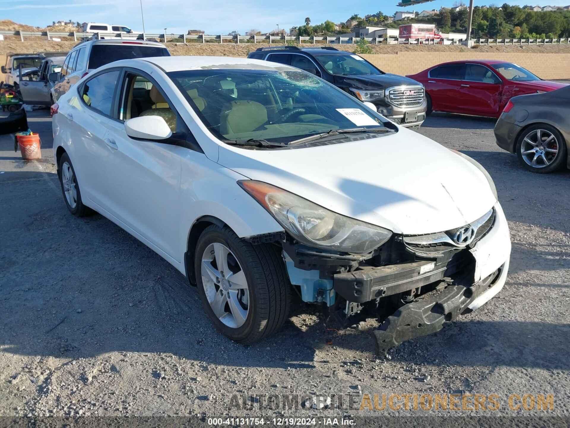 5NPDH4AE4DH293504 HYUNDAI ELANTRA 2013