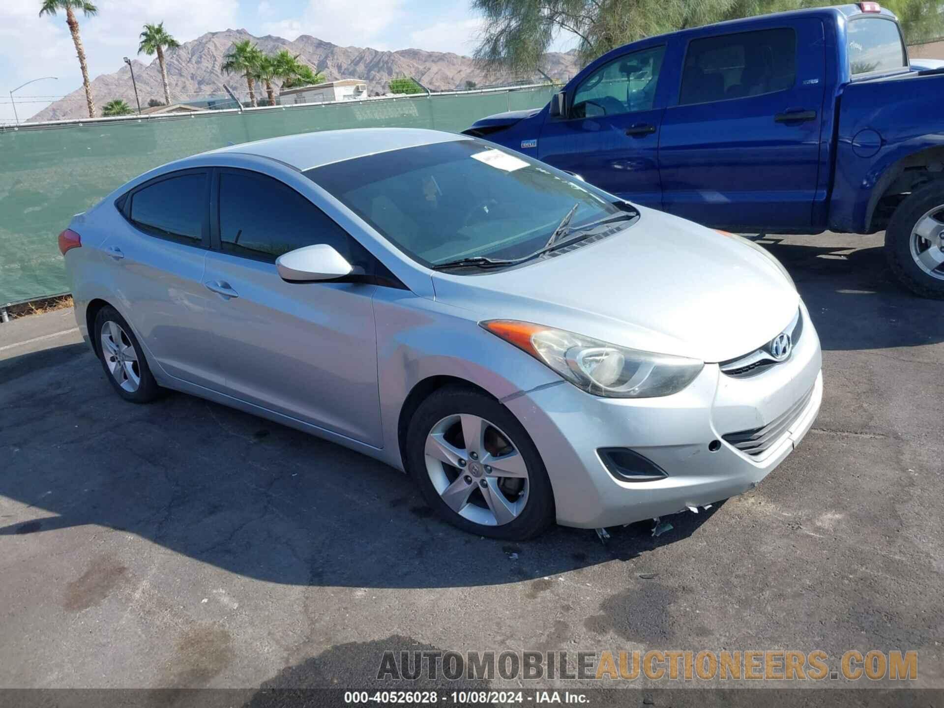 5NPDH4AE4DH329479 HYUNDAI ELANTRA 2013