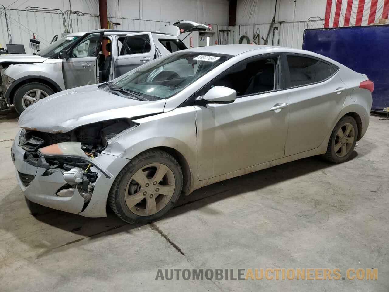 5NPDH4AE4DH340420 HYUNDAI ELANTRA 2013