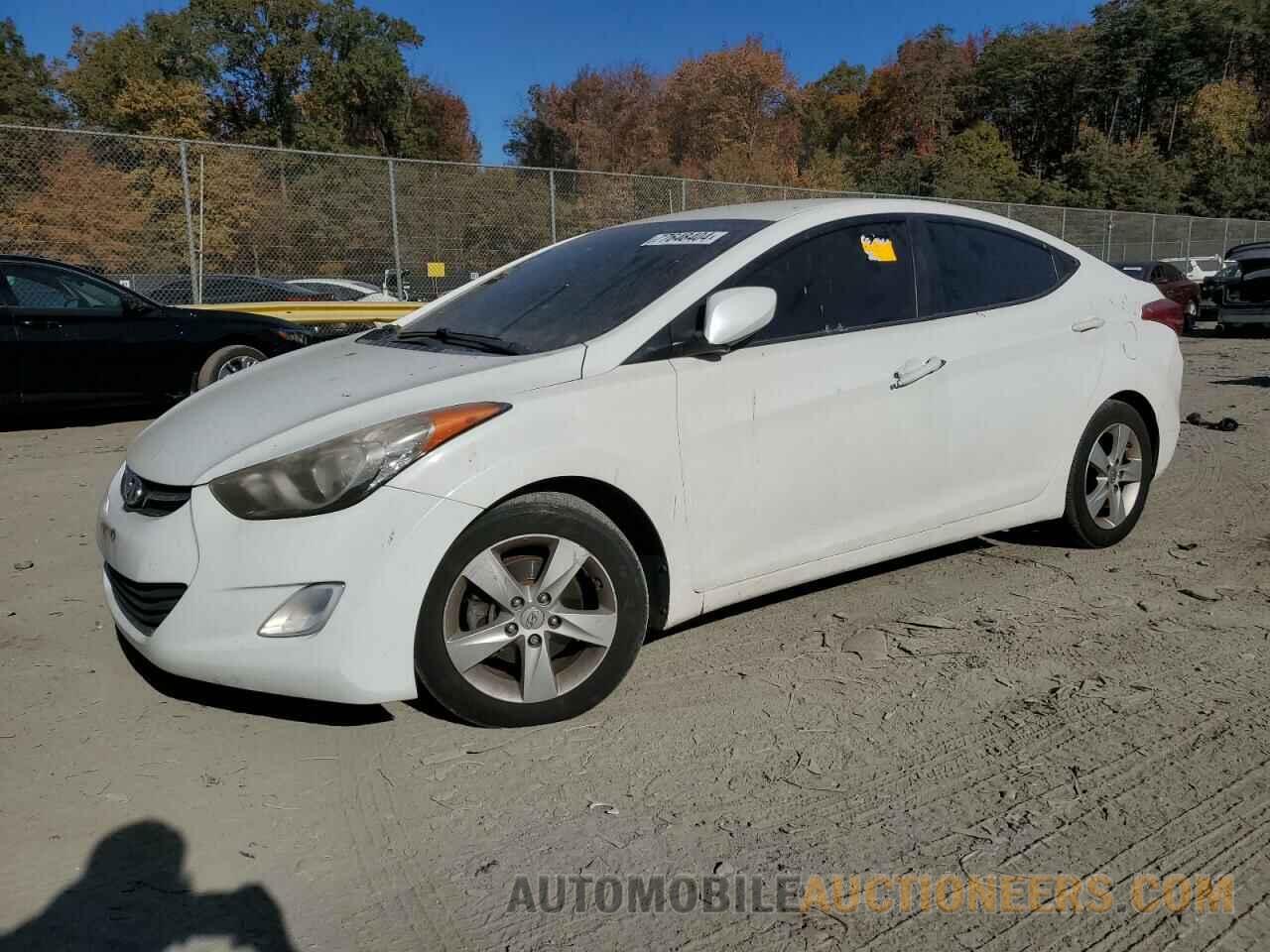 5NPDH4AE4DH344855 HYUNDAI ELANTRA 2013