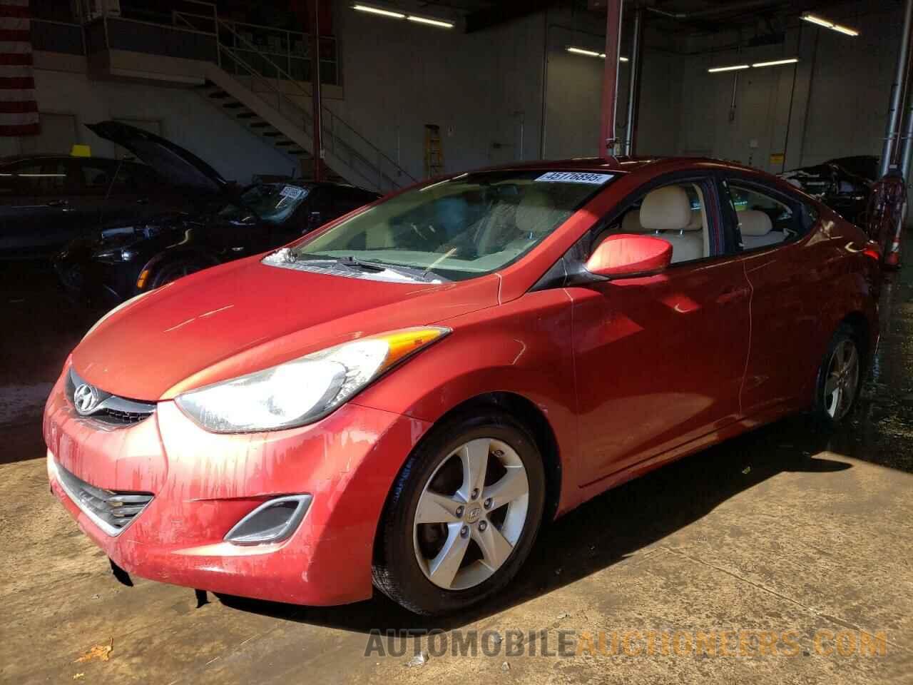 5NPDH4AE4DH366998 HYUNDAI ELANTRA 2013