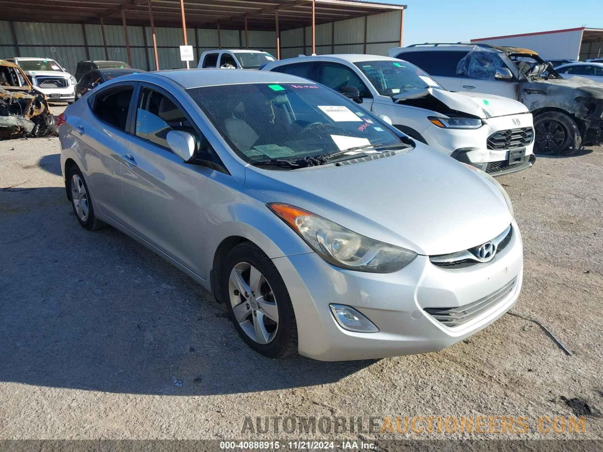 5NPDH4AE4DH426004 HYUNDAI ELANTRA 2013