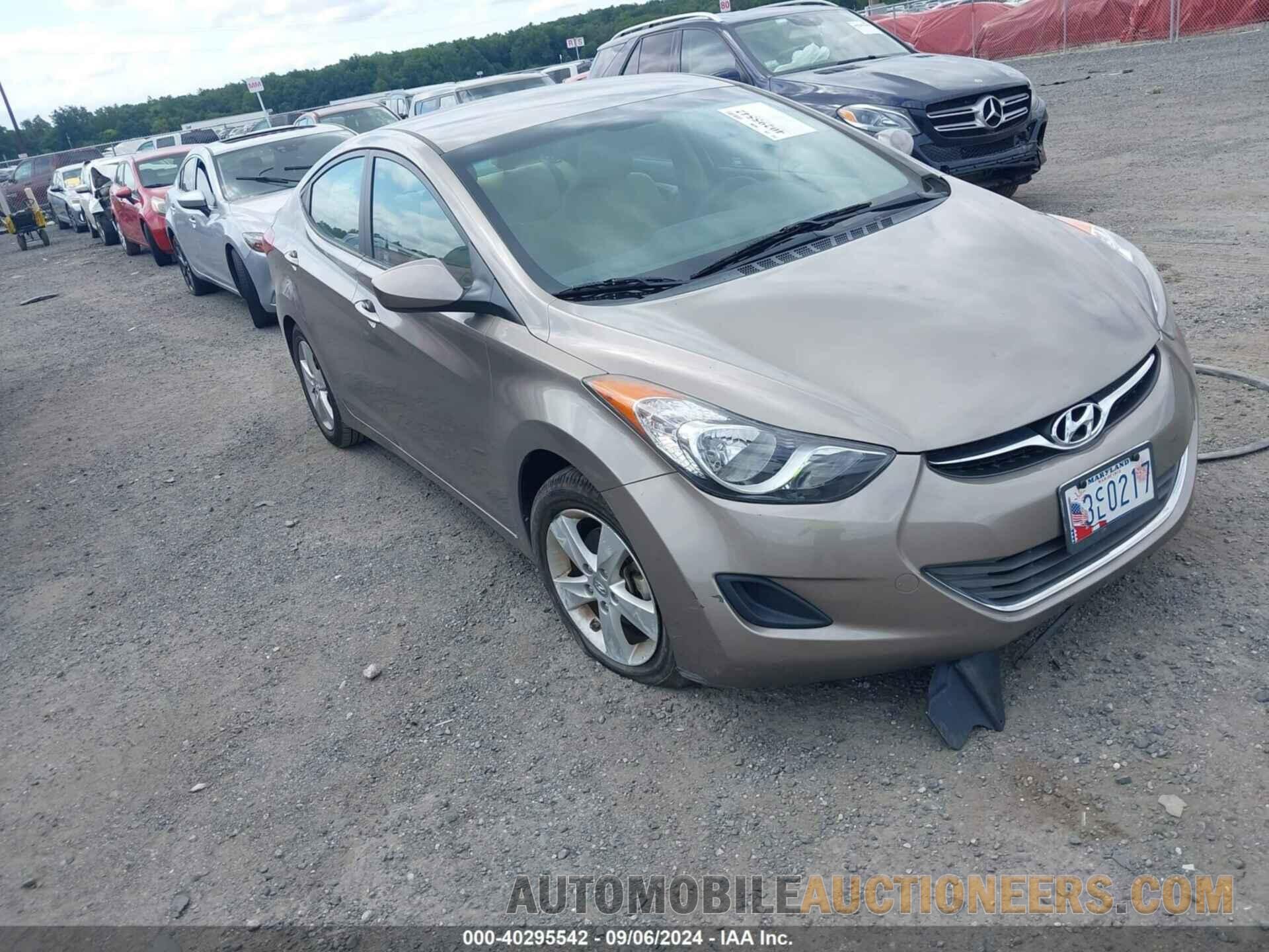 5NPDH4AE4DH434605 HYUNDAI ELANTRA 2013