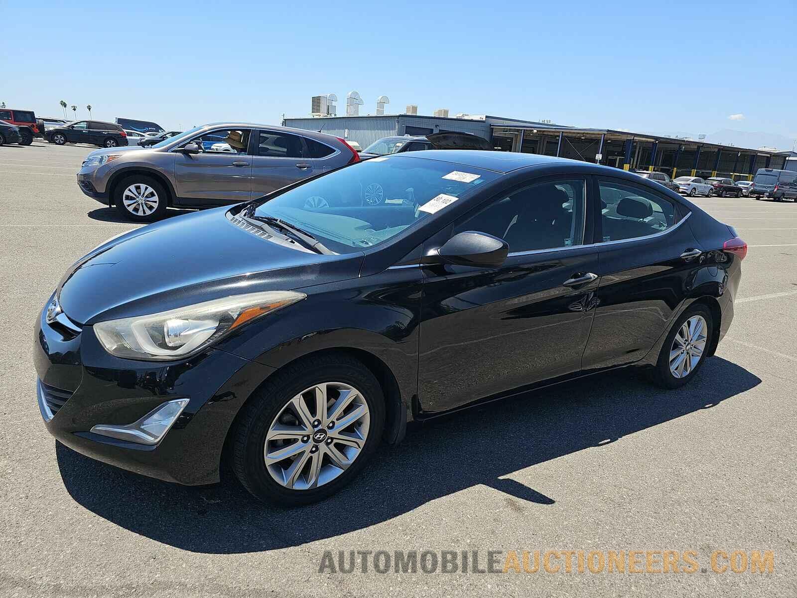 5NPDH4AE4FH613875 Hyundai Elantra SE 2015