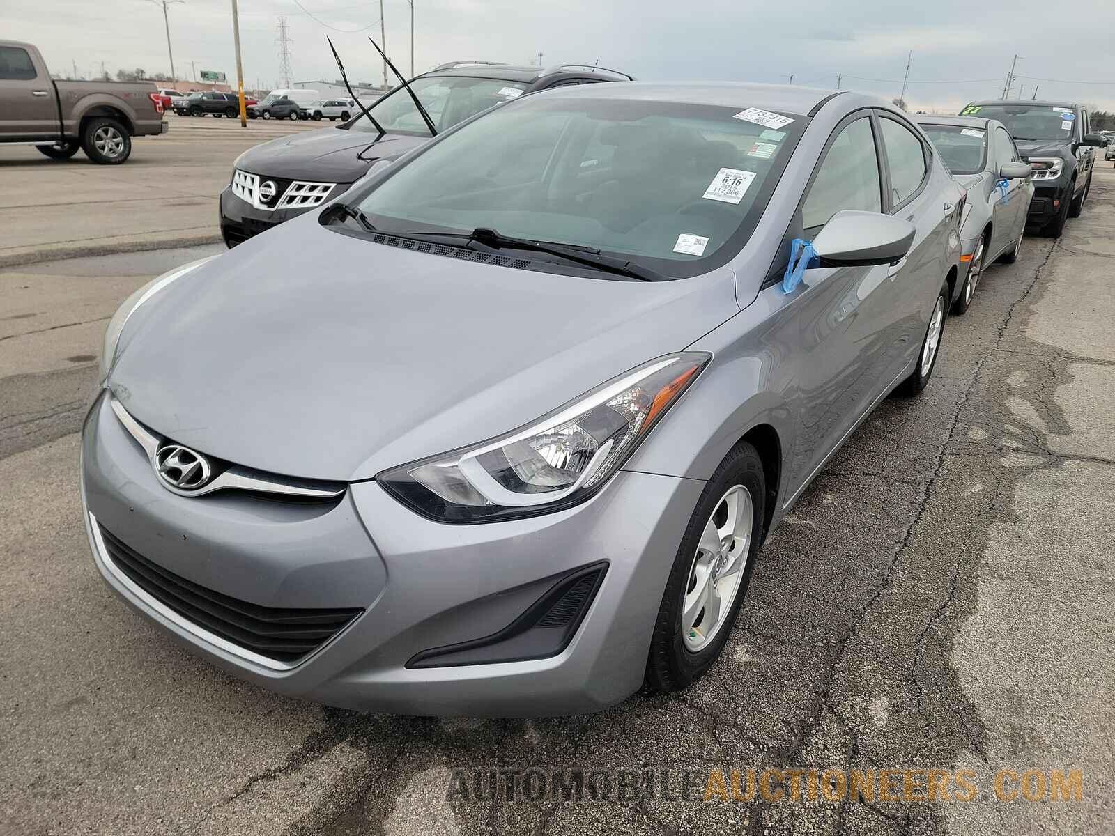 5NPDH4AE4FH649694 Hyundai Elantra SE 2015