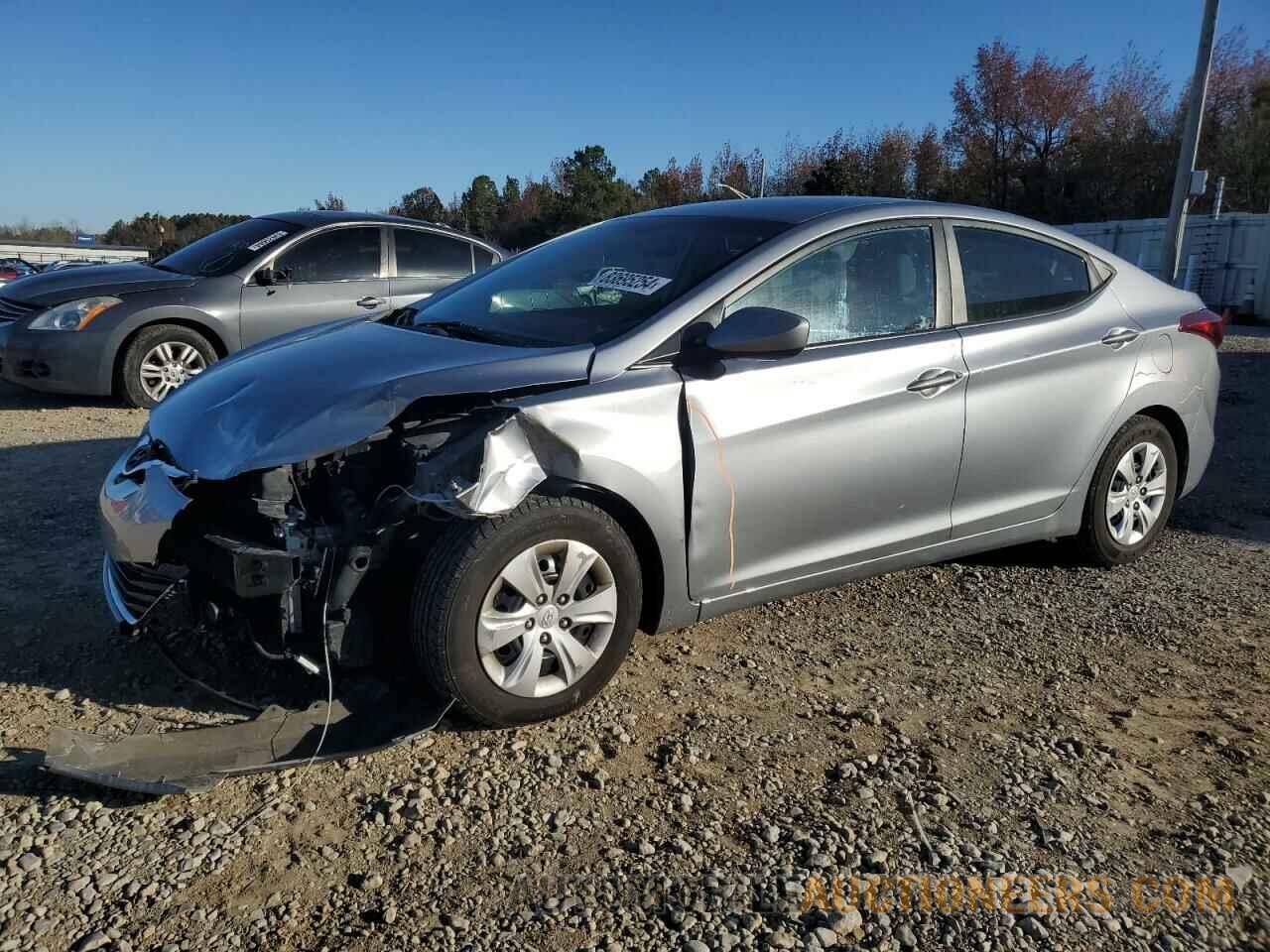 5NPDH4AE4GH698198 HYUNDAI ELANTRA 2016