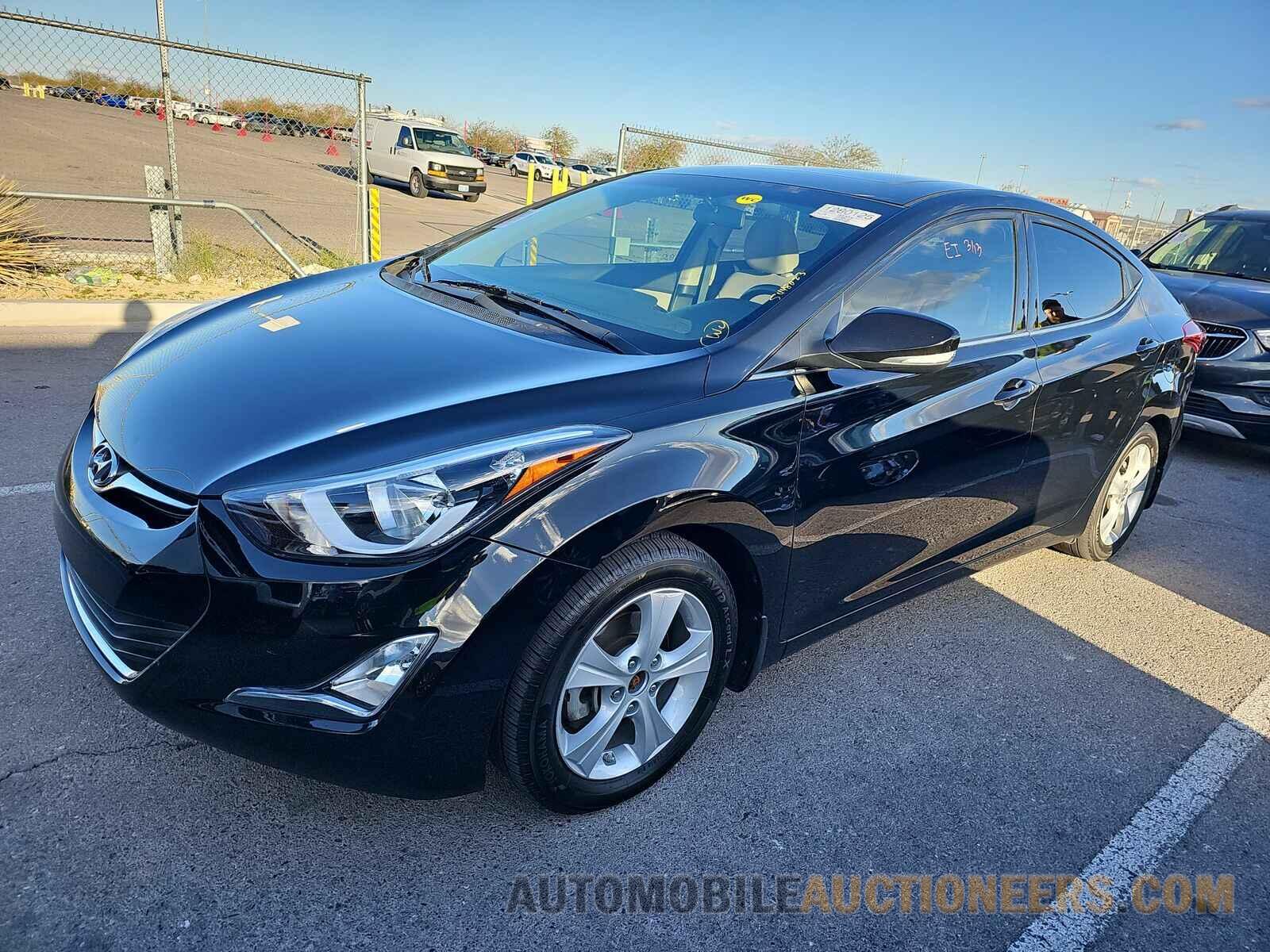 5NPDH4AE4GH795109 Hyundai Elantra 2016