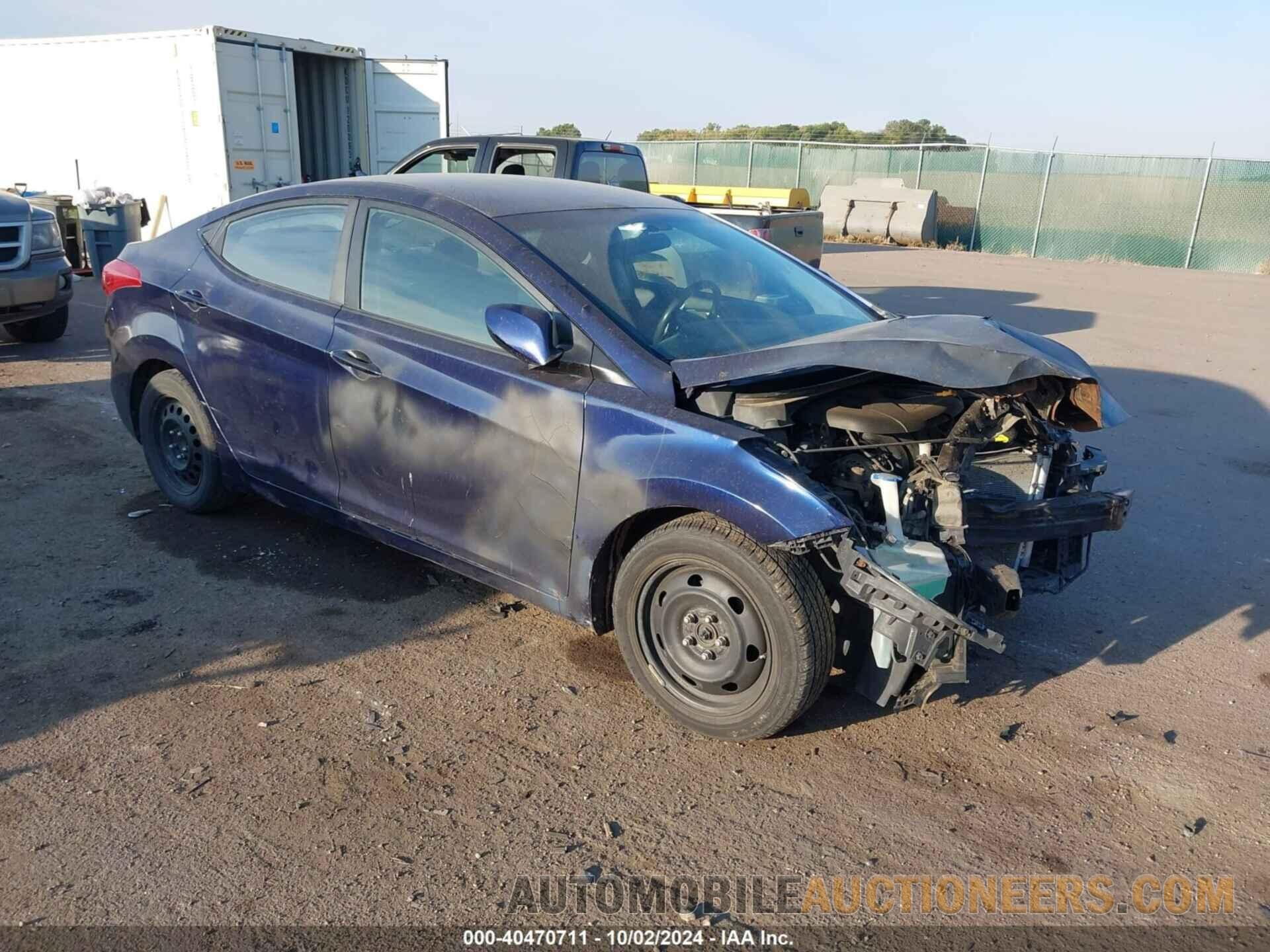 5NPDH4AE5BH032315 HYUNDAI ELANTRA 2011