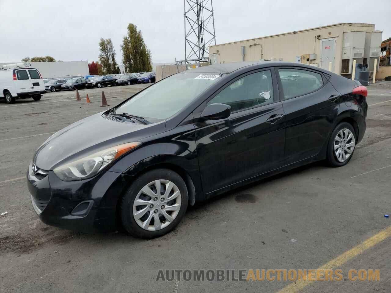 5NPDH4AE5DH182945 HYUNDAI ELANTRA 2013