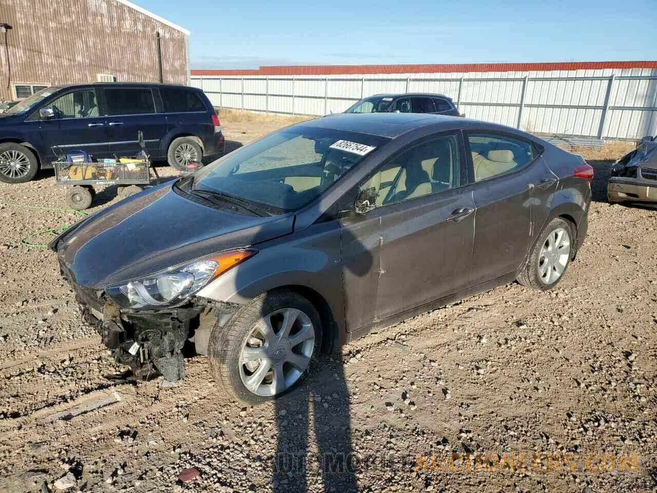 5NPDH4AE5DH234705 HYUNDAI ELANTRA 2013