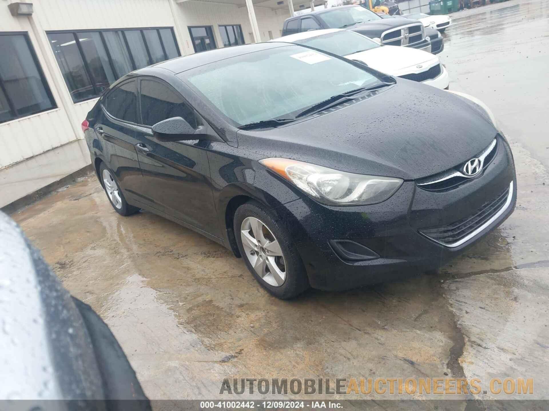 5NPDH4AE5DH281328 HYUNDAI ELANTRA 2013