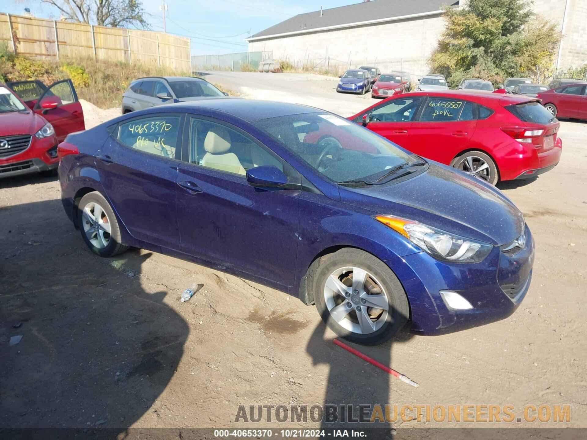 5NPDH4AE5DH284701 HYUNDAI ELANTRA 2013