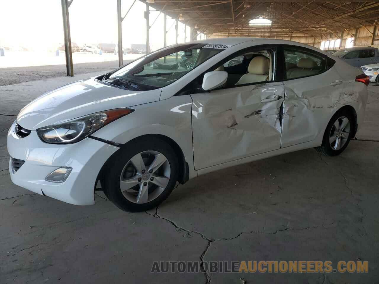 5NPDH4AE5DH295326 HYUNDAI ELANTRA 2013