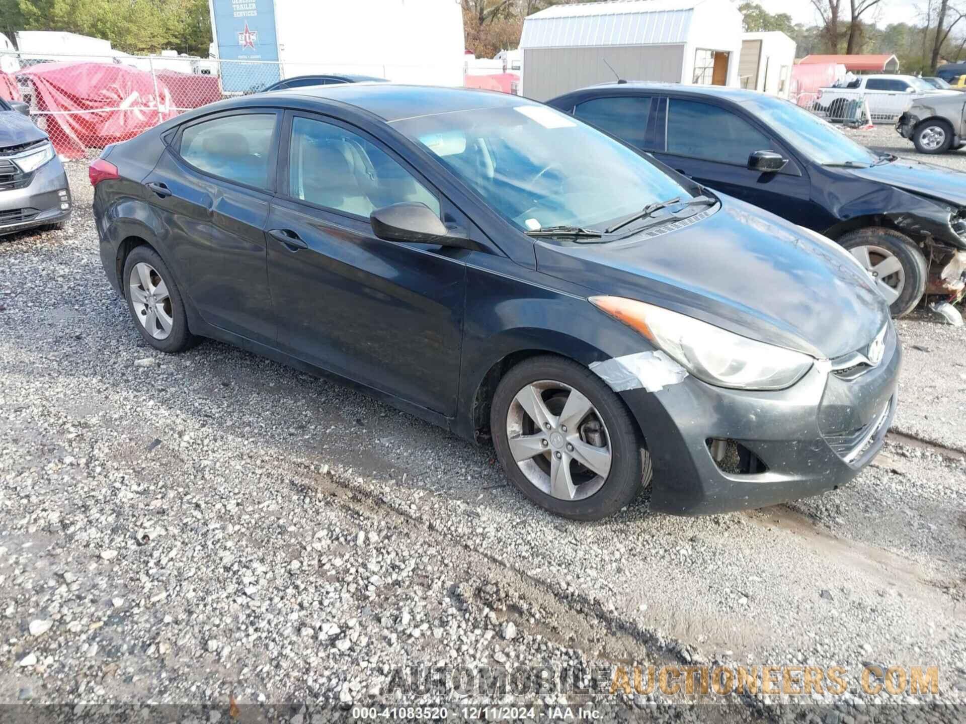 5NPDH4AE5DH313002 HYUNDAI ELANTRA 2013