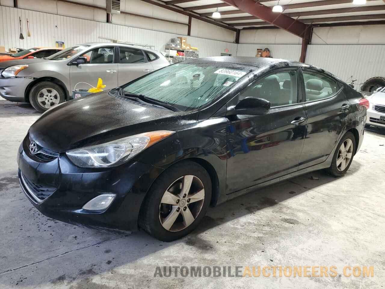 5NPDH4AE5DH327045 HYUNDAI ELANTRA 2013