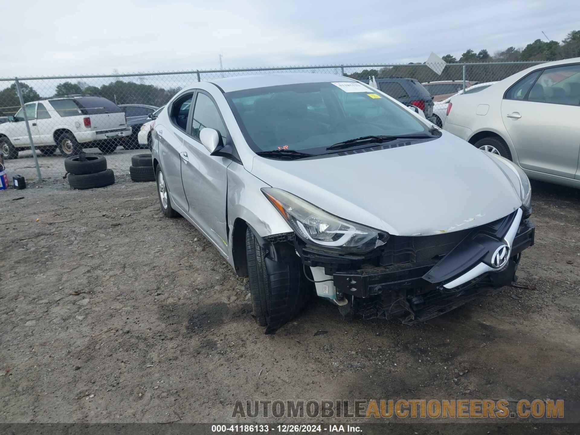 5NPDH4AE5FH586704 HYUNDAI ELANTRA 2015