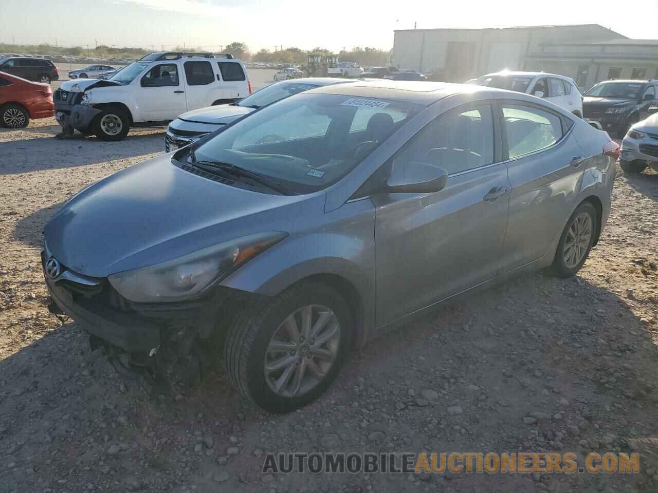 5NPDH4AE5FH590235 HYUNDAI ELANTRA 2015