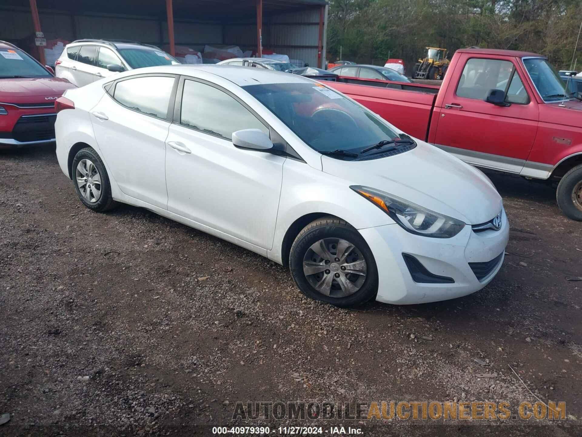 5NPDH4AE5GH714330 HYUNDAI ELANTRA 2016