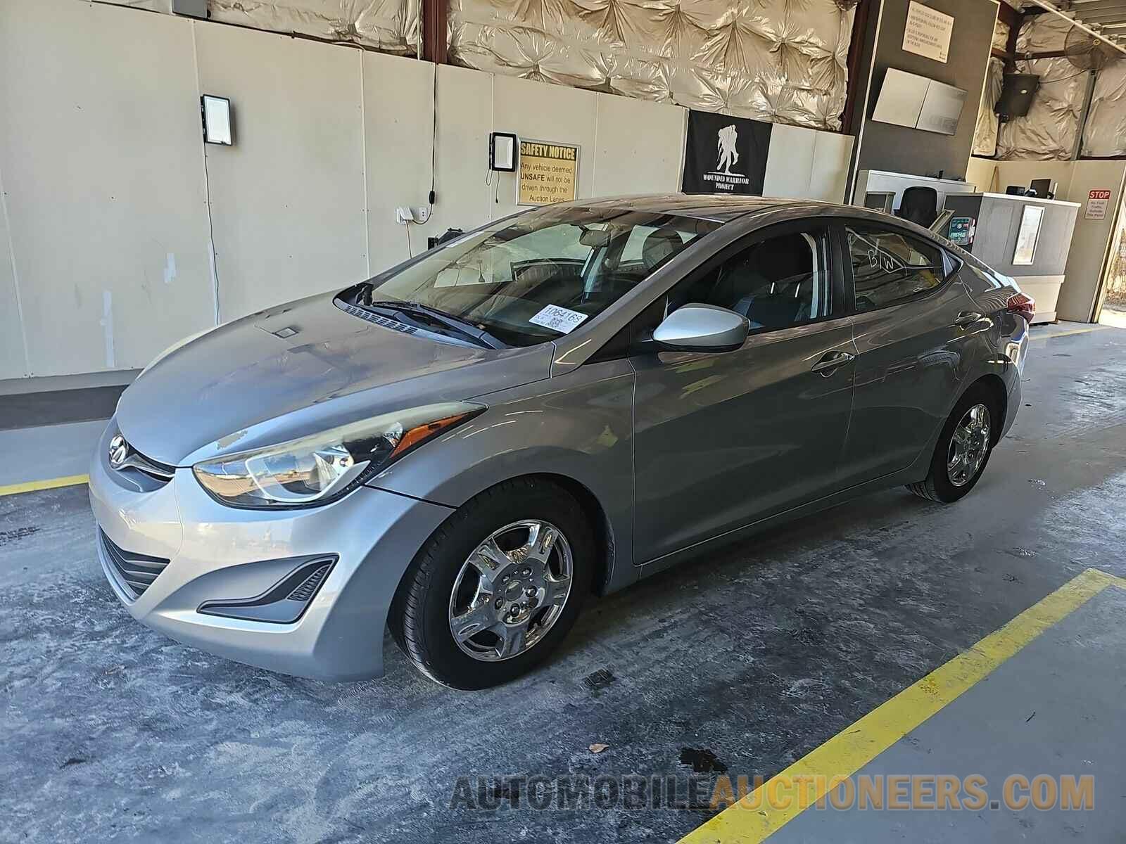 5NPDH4AE5GH734139 Hyundai Elantra SE 2016