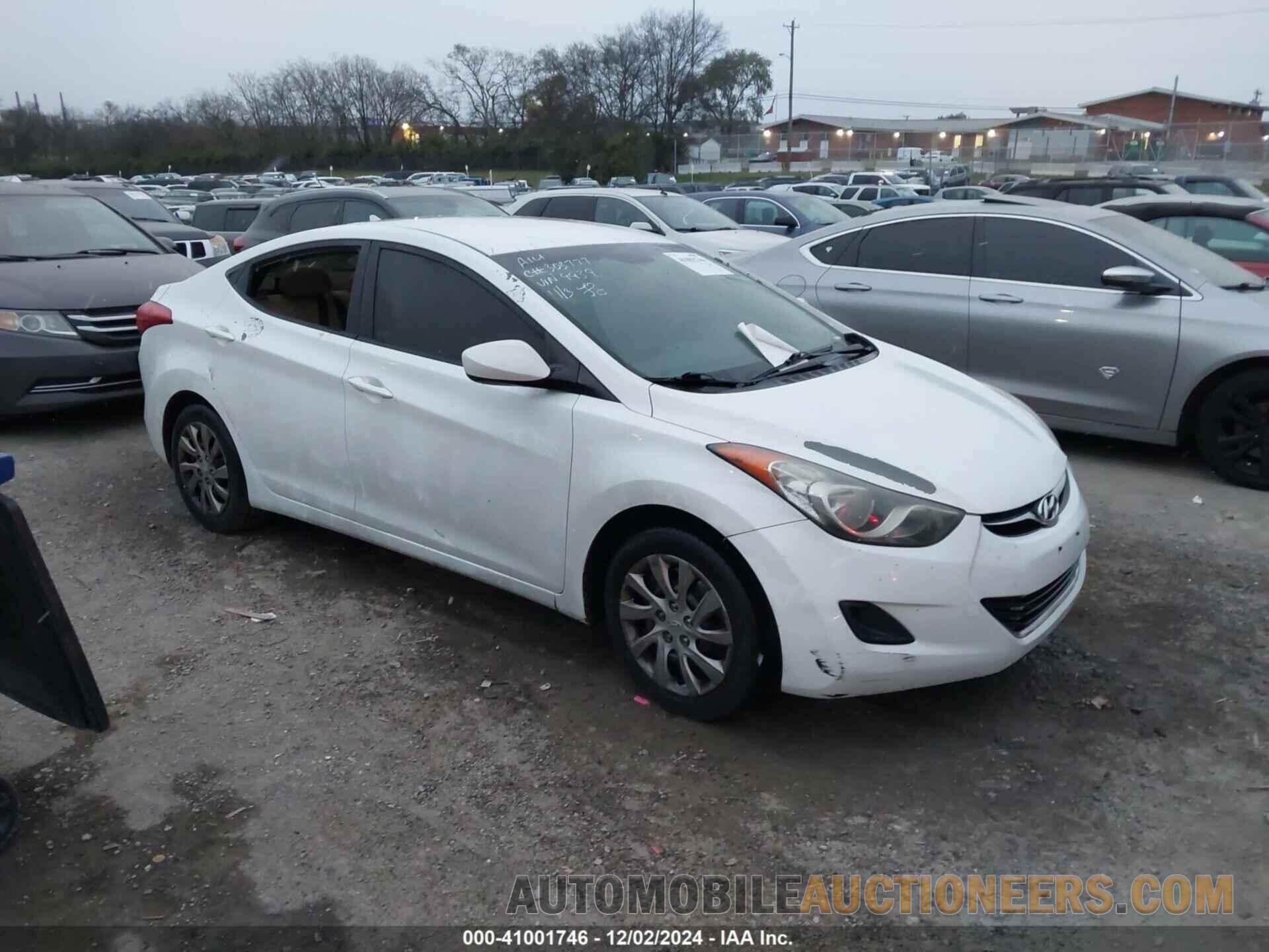 5NPDH4AE6BH029939 HYUNDAI ELANTRA 2011