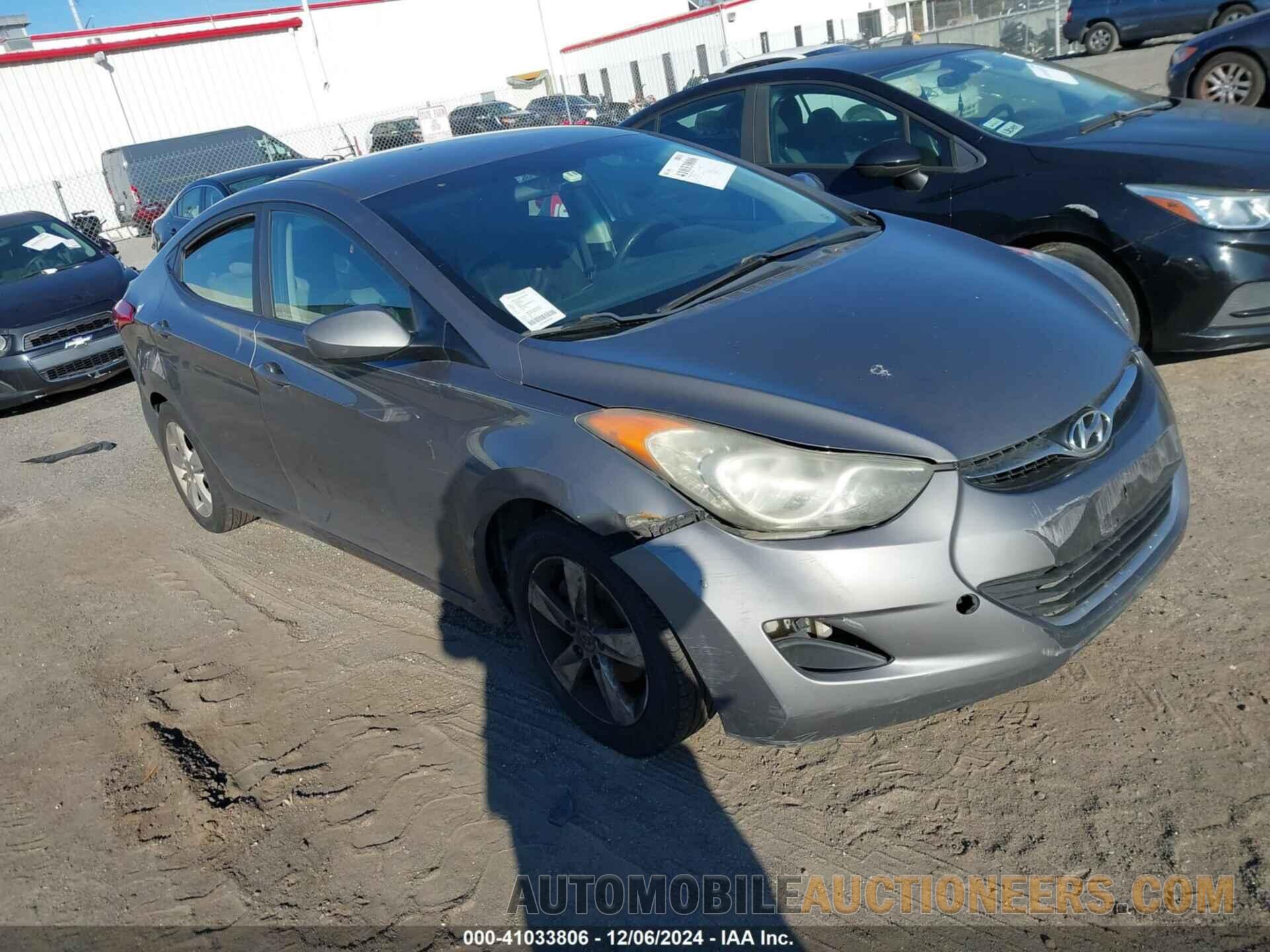 5NPDH4AE6BH057529 HYUNDAI ELANTRA 2011