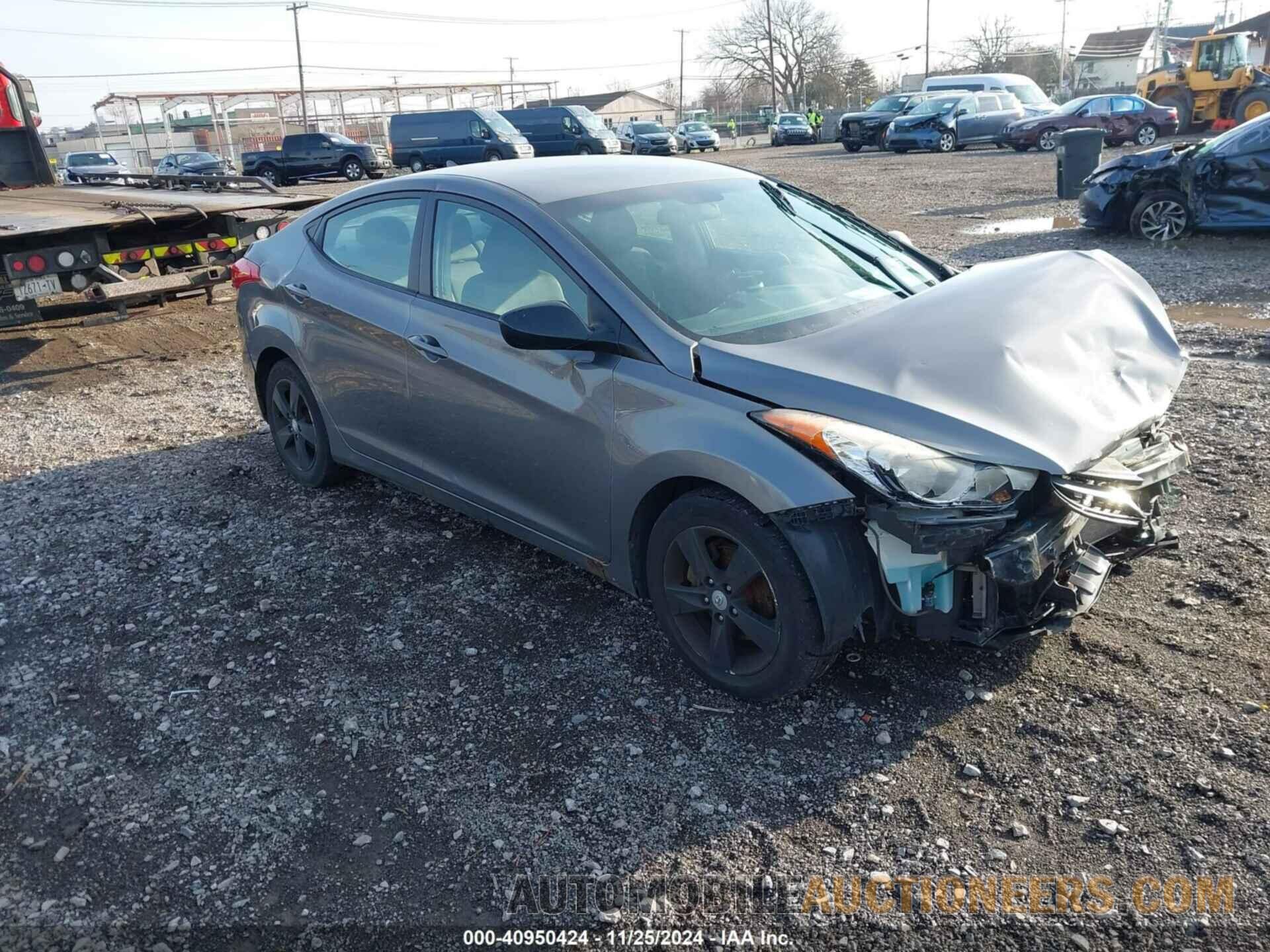 5NPDH4AE6BH061502 HYUNDAI ELANTRA 2011